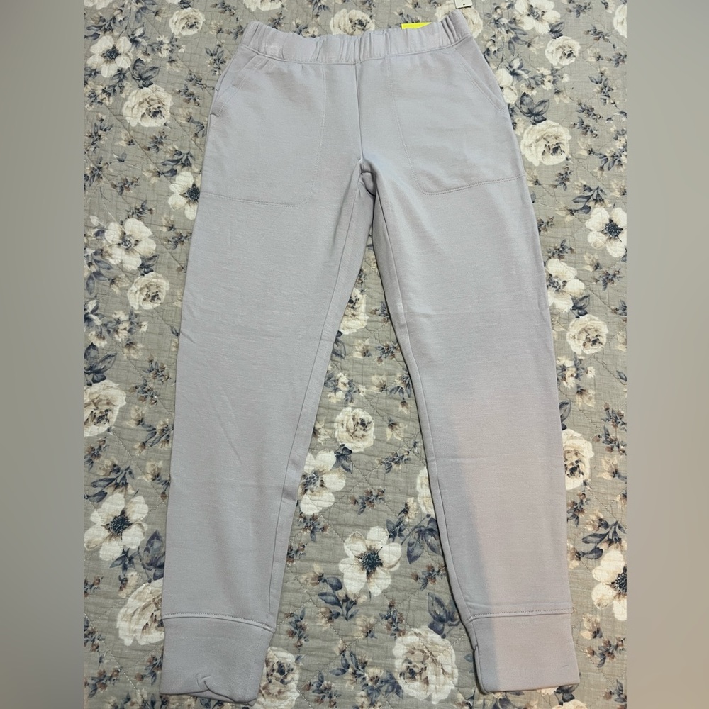 Creamy soft NWT joggers - Size S